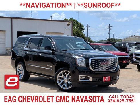 Used 2018 GMC Yukon Denali w/ Denali Ultimate Package AWD/4WD image 1