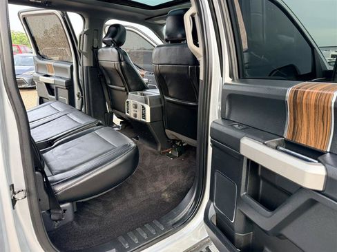 Used 2016 Ford F150 Lariat w/ Equipment Group 502A Luxury AWD/4WD image 14