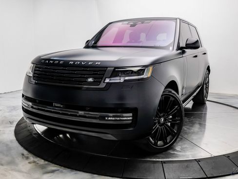 Used 2023 Land Rover Range Rover SE image 5