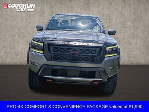 Used 2022 Nissan Frontier PRO-4X w/ Pro-4X Premium Package AWD/4WD image 2