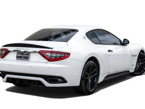 Used 2015 Maserati GranTurismo Sport RWD image 7