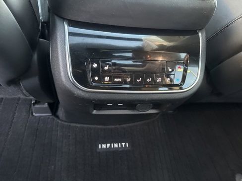 Certified 2025 INFINITI QX80 Sensory image 12