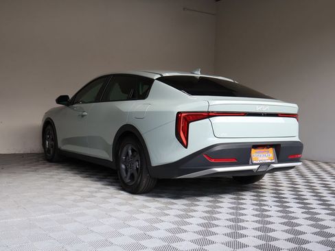 Used 2026 Kia K4 FWD image 13