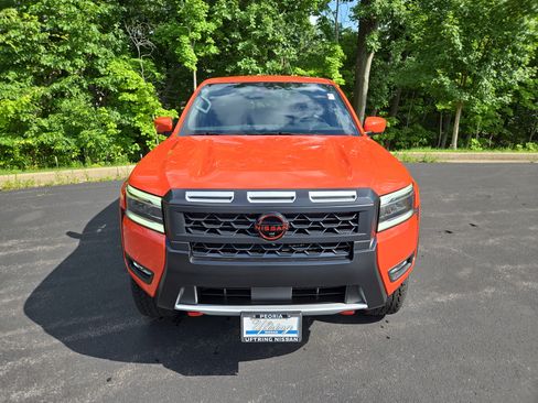 New 2025 Nissan Frontier PRO-4X w/ Pro Convenience Package image 7