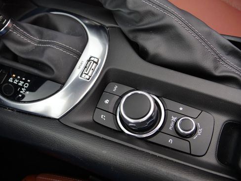 Used 2022 MAZDA MX-5 Miata Grand Touring image 17