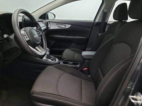 Used 2023 Kia Forte LXS w/ LXS Technology Package FWD image 17