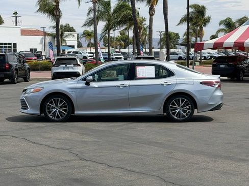 Used 2024 Toyota Camry XLE w/ Navigation Package FWD image 9