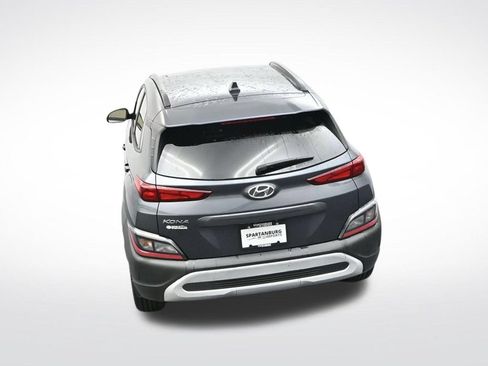 Used 2022 Hyundai Kona SEL w/ Convenience Package FWD image 17