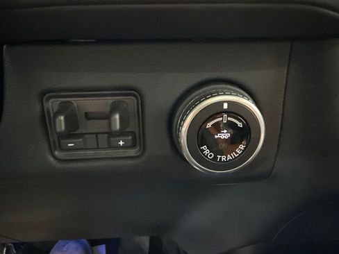 Used 2025 Lincoln Navigator Black Label AWD/4WD image 28