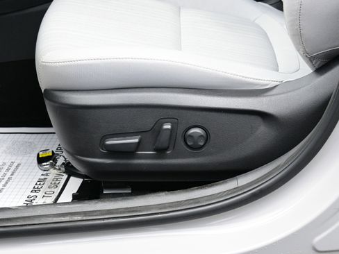 Certified 2023 Hyundai Kona SEL image 11