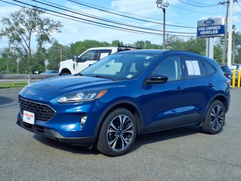 Used 2022 Ford Escape SEL w/ SEL Stealth AWD Package image 3
