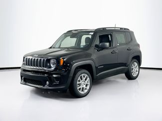 Used 2022 Jeep Renegade Latitude w/ Convenience Group video 1