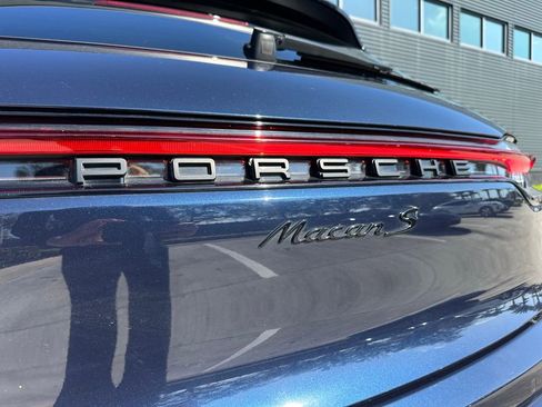 Used 2023 Porsche Macan S image 14