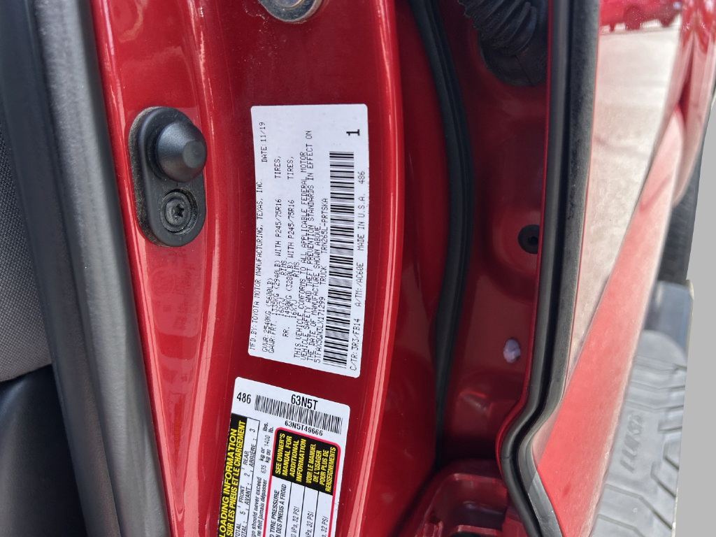 Used 2020 Toyota Tacoma SR w/ SR Convenience Package RWD image 36