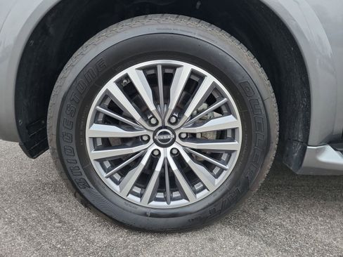 Used 2024 Nissan Armada SL w/ Captain's Chairs Package image 30