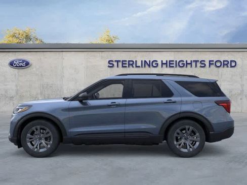 New 2026 Ford Explorer Active w/ Active Comfort Package image 3