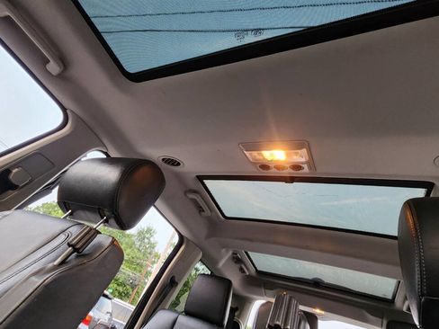 Used 2012 Land Rover LR4 HSE LUX image 28