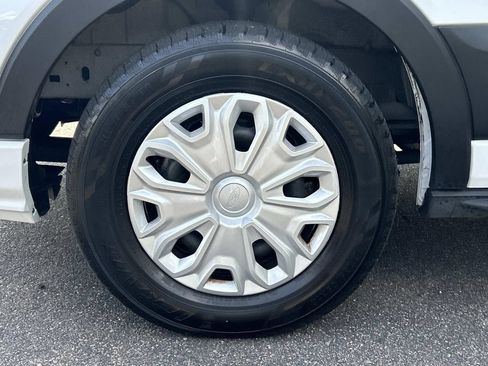 Used 2025 Ford Transit 350 XLT RWD image 9