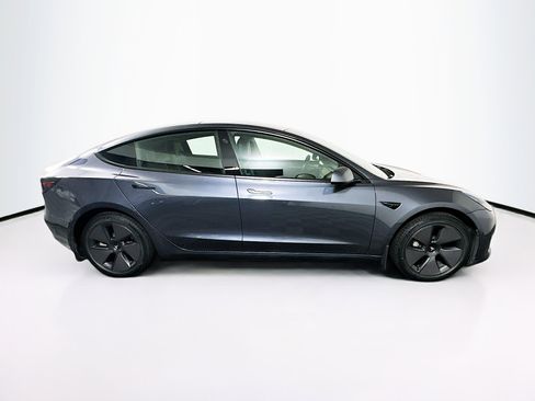 Used 2022 Tesla Model 3 Long Range AWD/4WD image 10