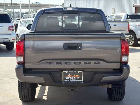 Used 2023 Toyota Tacoma SR w/ SR Convenience Package image 4