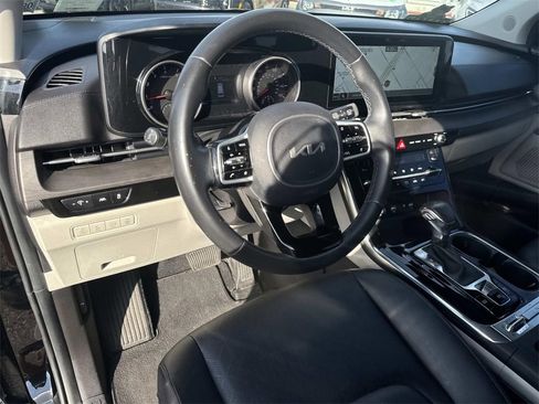 Certified 2022 Kia Carnival SX image 34