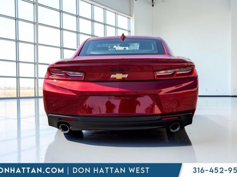 Used 2018 Chevrolet Camaro LT RWD image 25