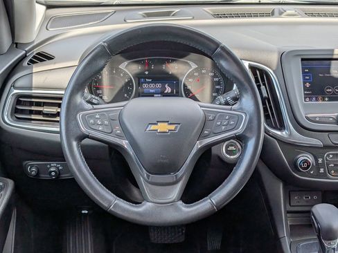 Used 2022 Chevrolet Equinox LT w/ Driver Convenience Package FWD image 15