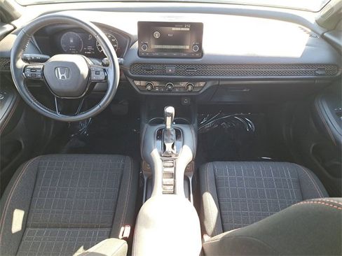 Used 2025 Honda HR-V Sport image 14