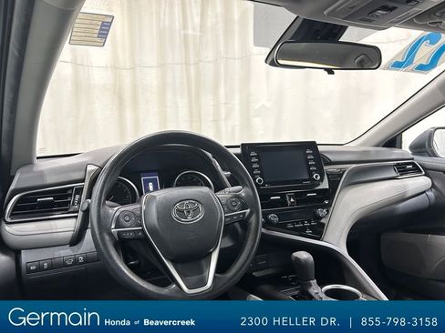 Used 2022 Toyota Camry LE image 17
