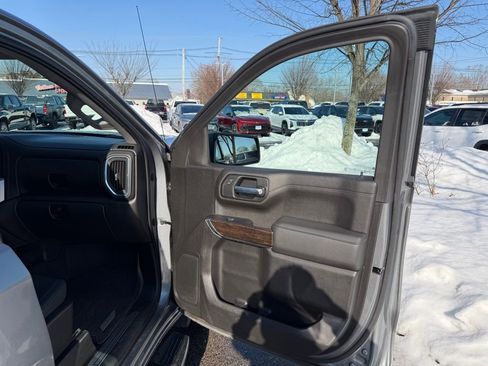 Used 2022 GMC Sierra 1500 Elevation w/ LPO, Elevation Black Package image 21