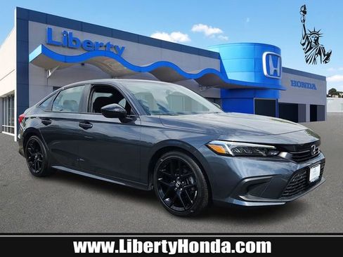 Used 2023 Honda Civic Sport image 1