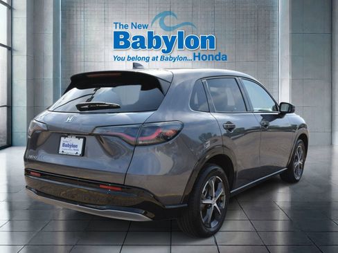 Used 2024 Honda HR-V EX-L image 4