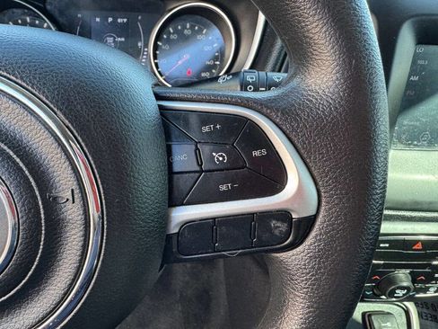 Used 2019 Jeep Compass Sport image 16