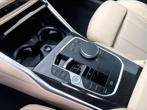 Used 2023 BMW 330i Sedan w/ Driving Assistance Package RWD image 15