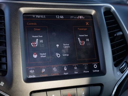 Used 2021 Jeep Cherokee Trailhawk w/ Sun, Sound & Nav Group image 14