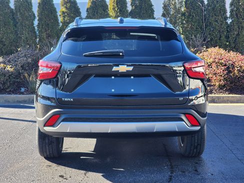 New 2026 Chevrolet Trax LT w/ Driver Confidence Package image 7
