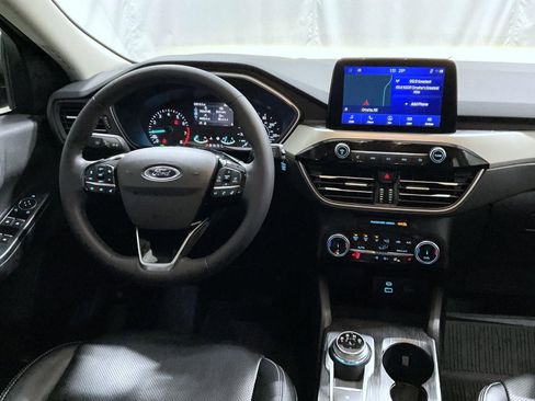 Used 2022 Ford Escape SEL image 14