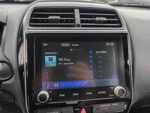 Used 2020 Mitsubishi Outlander Sport ES FWD image 23