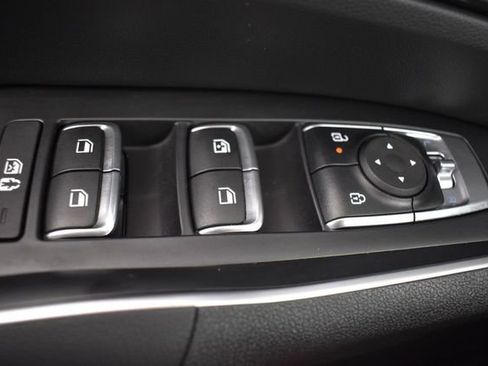 Used 2026 Kia Sorento S FWD image 32