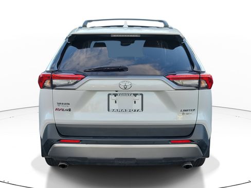 Used 2025 Toyota RAV4 Limited image 5