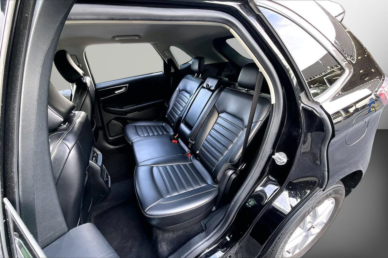 Used 2024 Ford Edge SEL AWD/4WD image 20