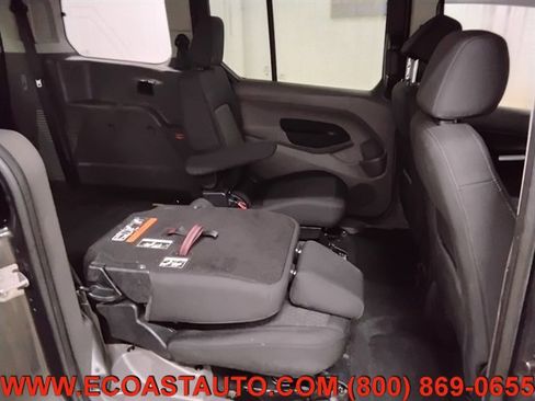 Used 2019 Ford Transit Connect XLT FWD image 13