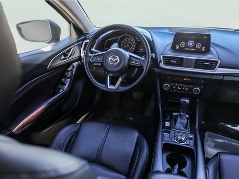 Used 2017 MAZDA MAZDA3 Touring image 29