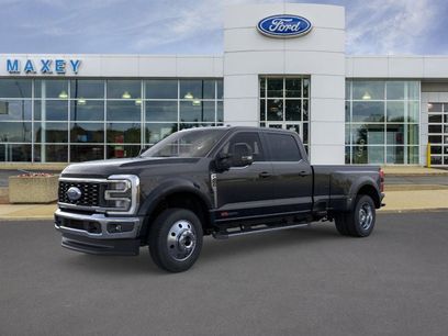 New 2026 Ford F450 Lariat w/ FX4 Off-Road Package