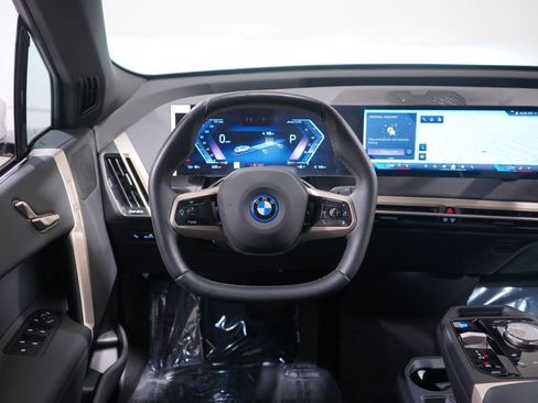 Used 2024 BMW iX xDrive50 image 11