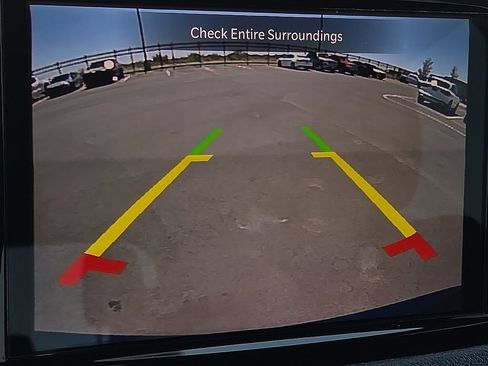 Used 2021 Chrysler Pacifica Touring w/ S Appearance Package FWD image 18