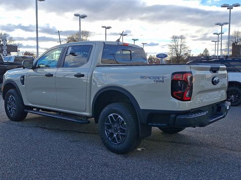 New 2025 Ford Ranger XLT w/ Technology Package AWD/4WD image 12