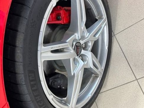 Used 2024 Chevrolet Corvette Stingray Preferred Cpe w/ Z51 Performance Package RWD image 10