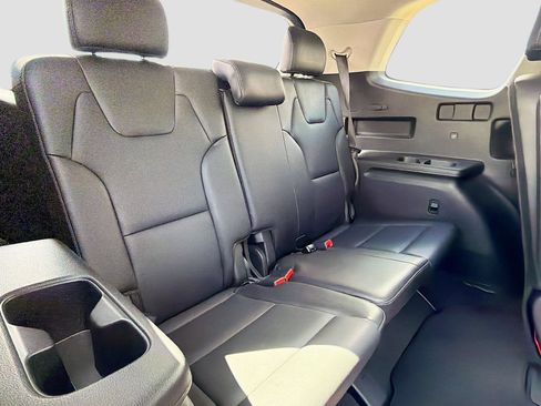 Used 2024 Kia Telluride S w/ S Sunroof Package image 21