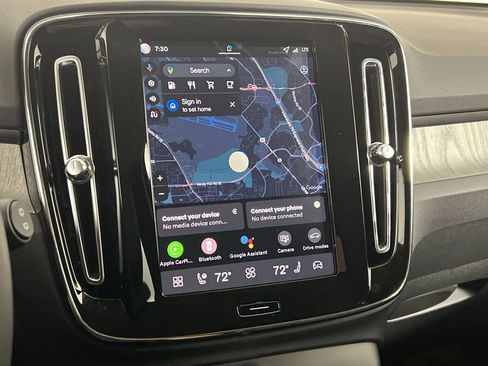 New 2026 Volvo XC40 B5 Core w/ Climate Package image 16